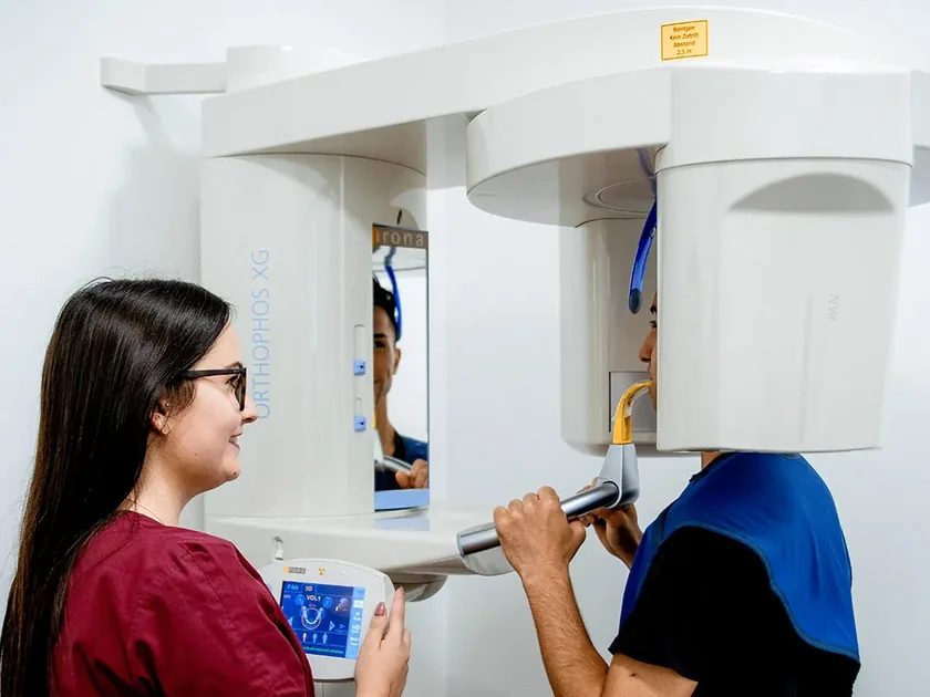 Digitale Volumentomographie zur Implantatplanung in unserer Praxis